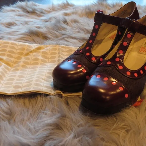 Clarks Burgundy and Pink Heels - Picture 5 of 6